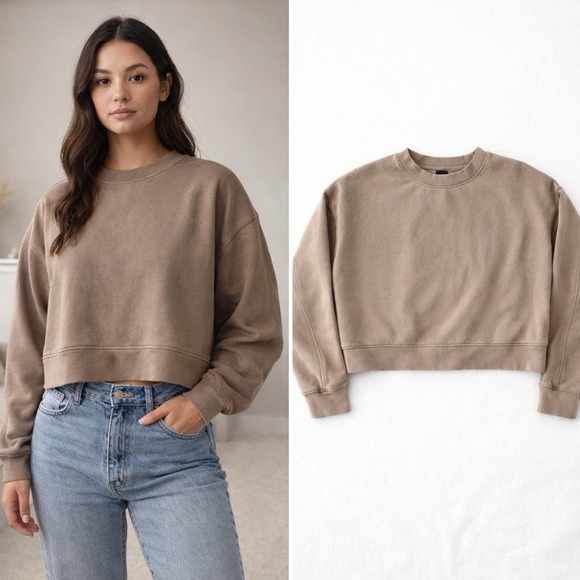 GAP Tops - Gap Oversized Crewneck Sweatshirt Medium Petite Taupe Neutral Cozy